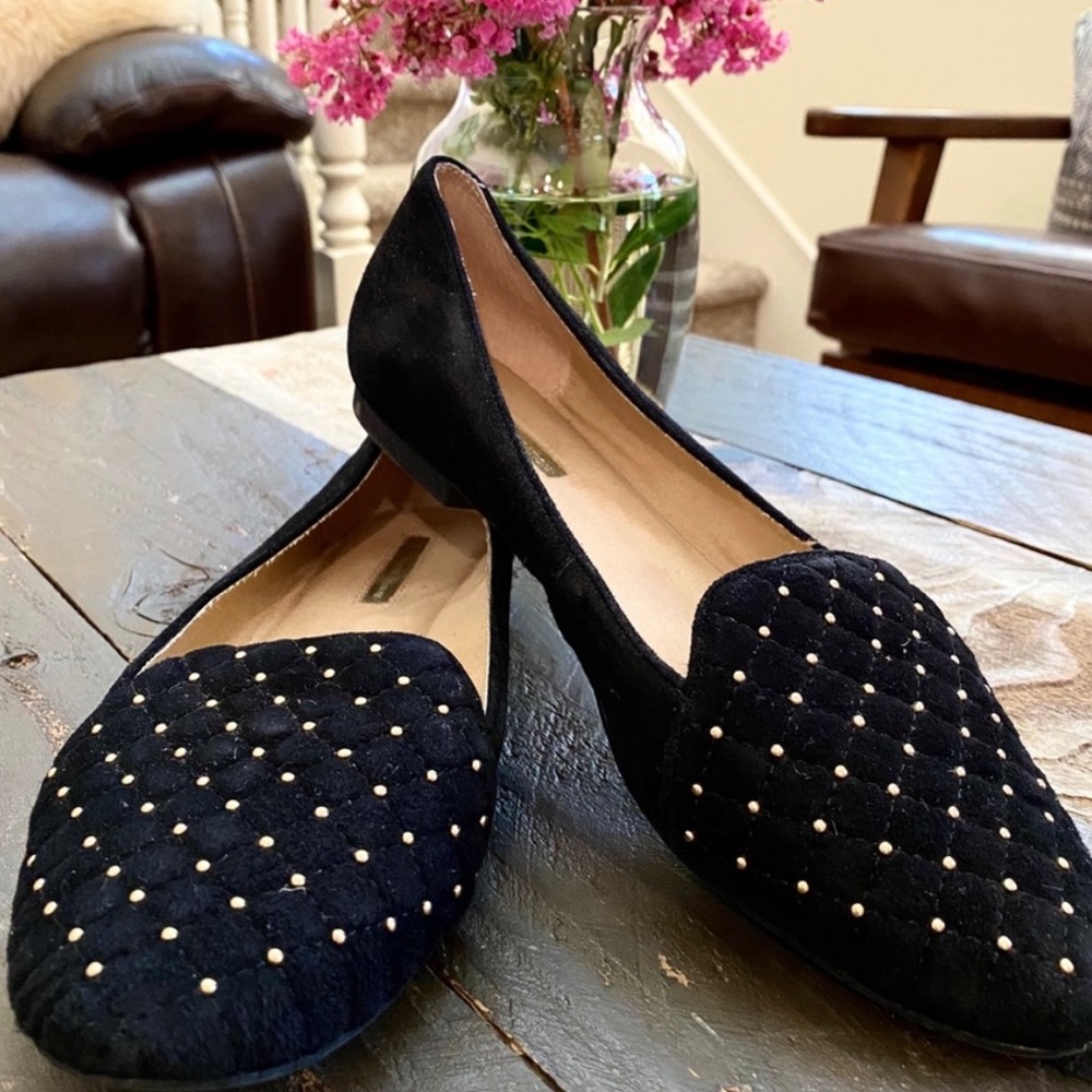 BCBG FLATS
